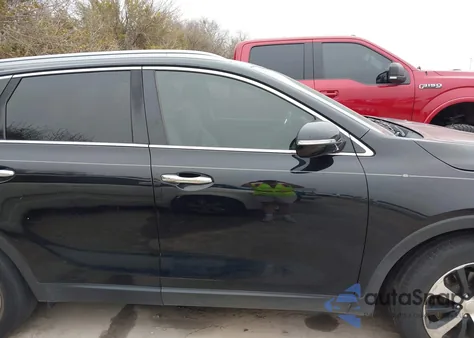 2016 Kia Sorento 3.3L Ex из США, поврежденный, VIN 5XYPH4A53GG095974